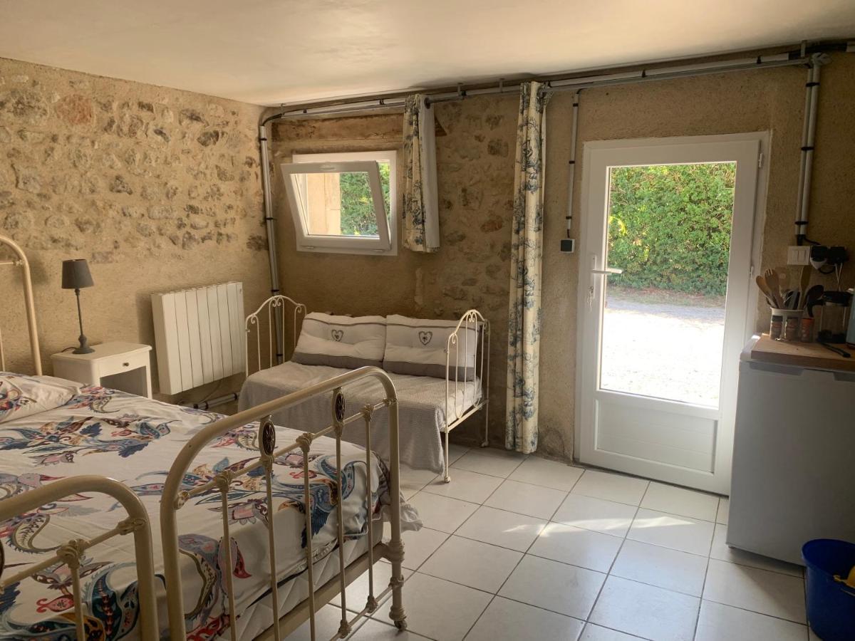 Petit Gite A La Ferme Des Buttons Rosnay  Exterior foto